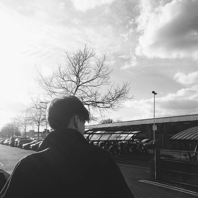 陈老实YOLO|老实人成不了事情，不是能力不够，是太想做“出淤泥而不染”的人