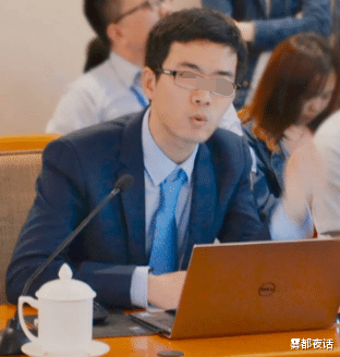 雾都夜话|赤裸裸的歧视——警惕“多配偶制”观点下的极端精英主义