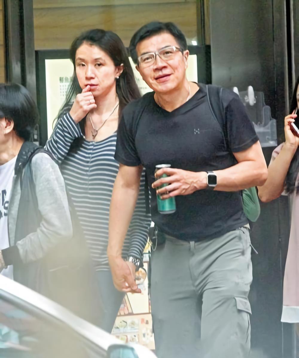 小妃旅 香港杀妻案始末：为与小16岁的情妇厮守，麻醉学副教授毒杀妻女