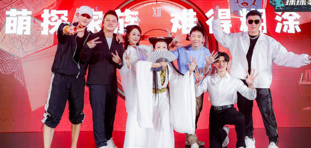 赵雅芝|67岁赵雅芝再扮“白素贞”，与杨紫牵手合唱，两代白娘子世纪大同框