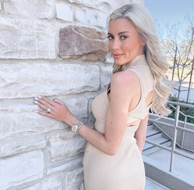 房产|看不出她们生过小孩！盘点6位火辣房产经纪人身材维持秘诀