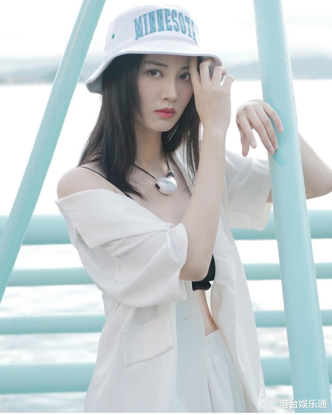 朱晨丽|TVB小花朱晨丽没戏拍被指失势，时隔一年与黎耀祥合作终于开张