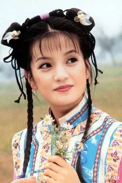 时尚炫点|汪雨的父亲不喜欢赵薇，所以只能在暗中保护她