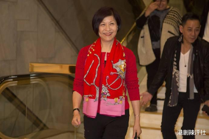 邓超|TVB女星暂别歌手转型做演员，跻身曾励珍爱将，首度挑战反派学奸笑