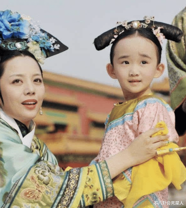 甄嬛传|《甄嬛传》小演员现状：胧月逆袭成美女，温宜颜值稳定事业红火