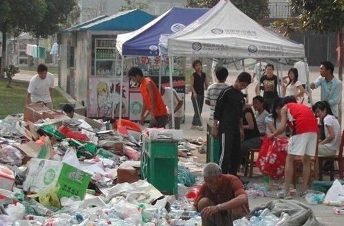 小歪歪说 这些“旧物”价格飞升，不少人开始高价收购，不要再拿它当废品了