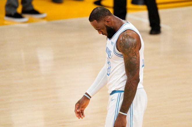 愛游戲的江湖 名嘴: LBJ發現自己不得不競爭避免附加賽 才抨擊它