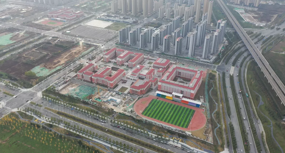 华润|港务区地铁口，1.5万/㎡的招商央畔，值不值得入手？