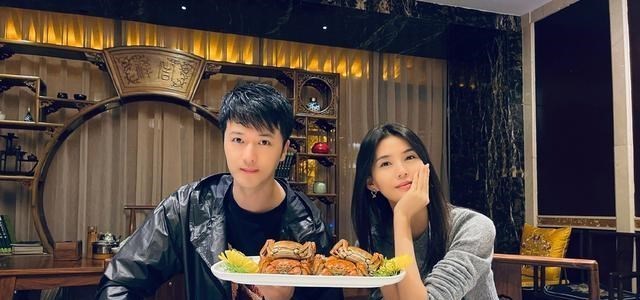 周生如故|周生如故演员更新九宫格照片，漼宏将军再续前缘，两人看来好般配