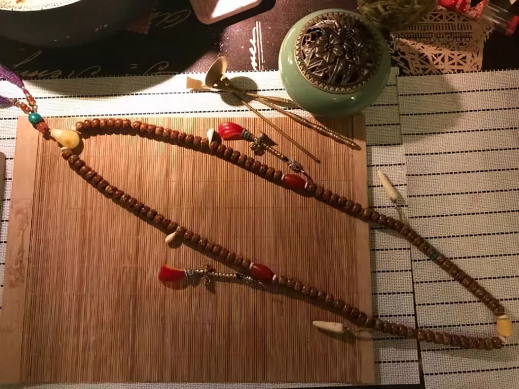 周令钊|玩珠子的男人,值得!