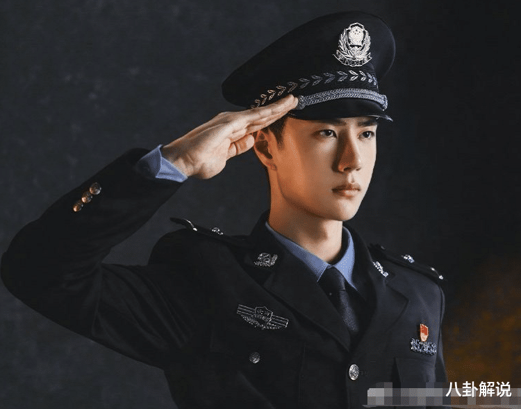 龚俊|军装真的很抬气质！躲过了李易峰和白敬亭，却被龚俊的军装帅到了