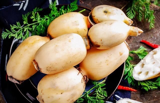 脾胃|明日大雪,记得告诉家人“吃2肉、食4蔬、忌1味”,舒服过寒冬