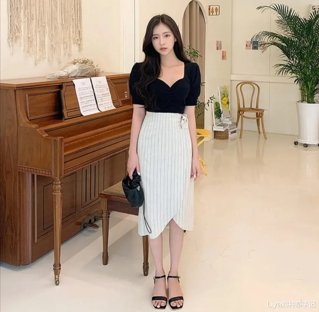 Liya的种草手记|短上衣 + 高腰下装 = 王炸组合！必火