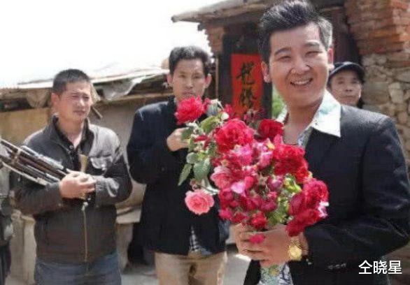 童星|他是最惨童星，7岁出道，14岁红遍全国，现在30岁丑到无人知道！