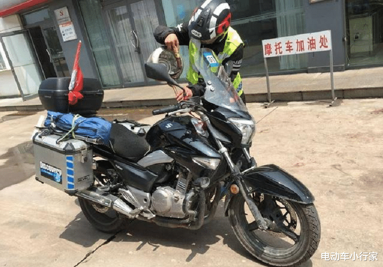 电动车|骑电动车和摩托车，哪个更实用、更划算？看看行内人怎么说