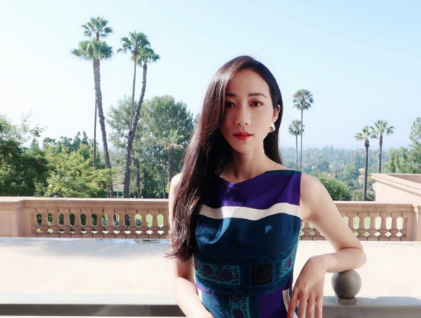 李小璐|韩雪晒出自己的豪宅，附近都是山谷野林，自己一个人住不孤独吗