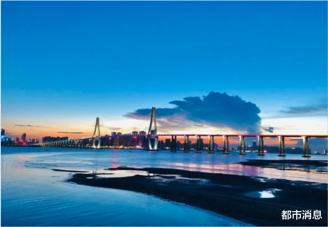 武汉|广东湛江楼市的危与机，回不去的房价，碧海银滩的湛江楼市的潜力