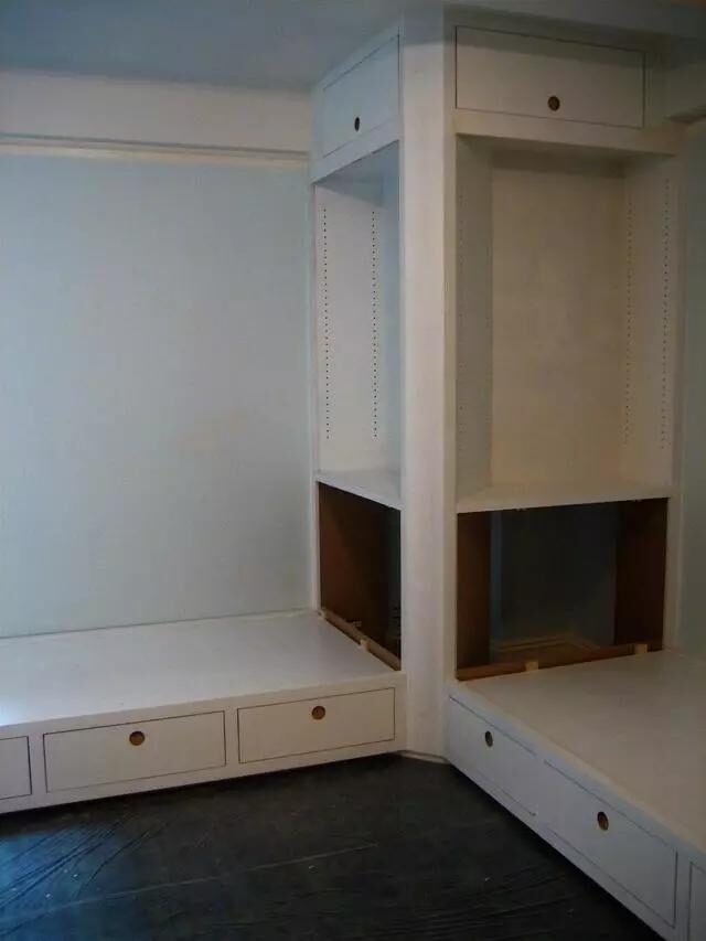 越来越多人不在儿童房做上下铺，现在流行这样装，安全还实用！