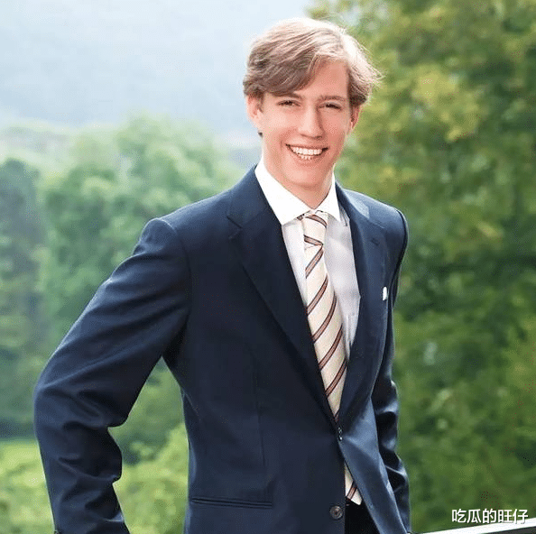 律师|瓦匠女儿成王妃，王子为她愿放弃王位，结果10年后输给白富美律师