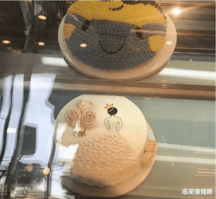 海棠湾情说|“女朋友快烦死了，非要亲吻挡着我看动漫了”哈哈哈哈兄弟不知道惜福啊！