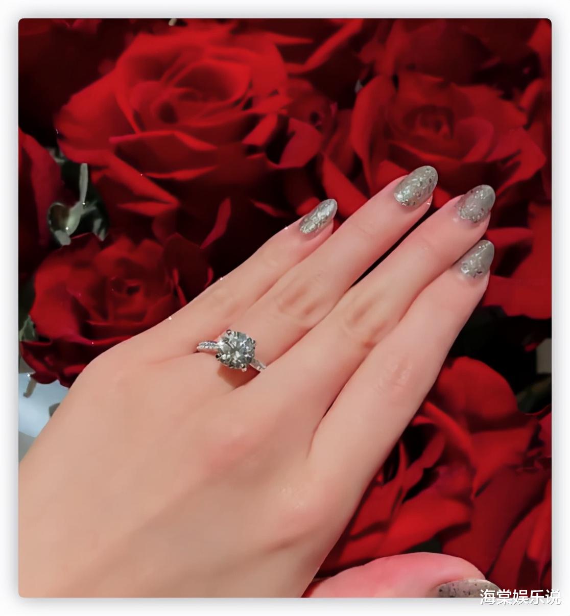 邝美璇|恭喜！25岁香港小姐邝美璇被求婚，大鸽子蛋钻戒超闪，奢华又浪漫