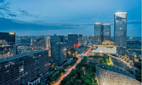 |270米的中国最高住房：十年前就标价3亿元，是全国最贵的楼房