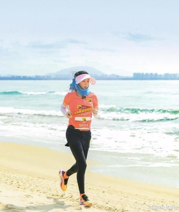 谢霆锋|谢霆锋晒视频，被赞腰力过人，陌生男子曝多张与张柏芝亲密合影