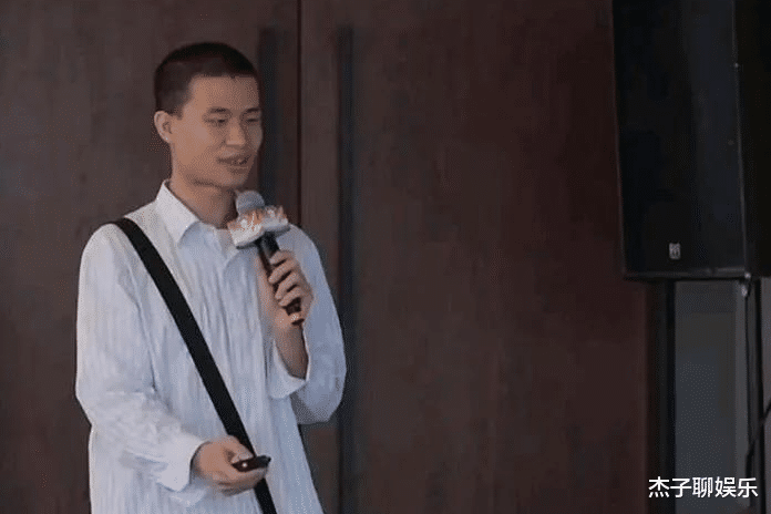 韦东奕|月开销300块的“北大韦神”，因“外貌平平”被嘲找不到女友？