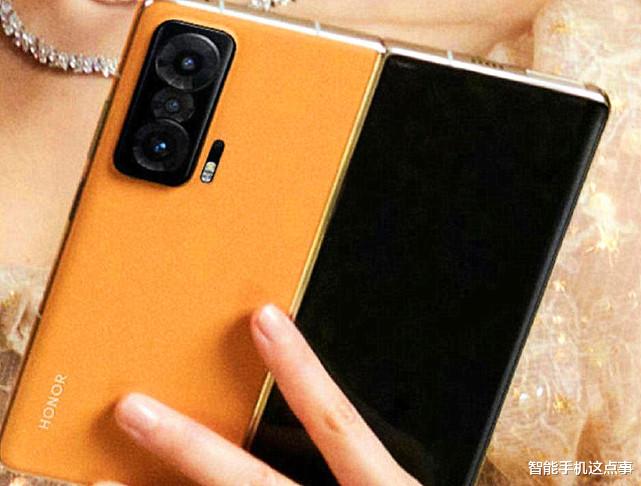 荣耀magic|荣耀Magic V价格被透露，硬件参数也基本确认，网友：不像烟雾弹