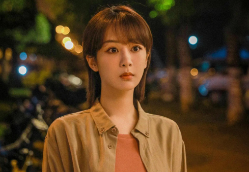 杨紫|杨紫演技遭吐槽，《女心理师》被称职场剧，反驳：这是现代治愈剧