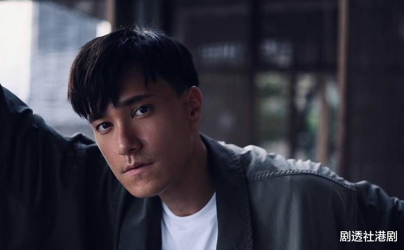 TVB|恭喜！TVB帅气小生为拍剧练出完美腹肌，已将现任女友视为结婚对象