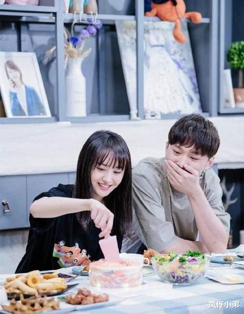 郑爽|华鼎奖取消郑爽荣誉称号，人设崩塌，胡彦斌歌词早已经认清对方！