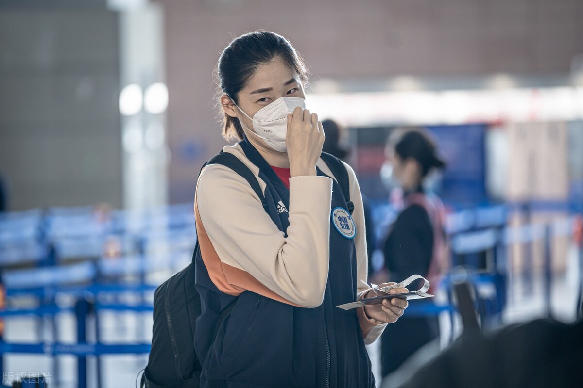 刘晓彤|有人来就有人走！朱婷等6人火速驰援中国女排，刘晓彤或携这5人离开