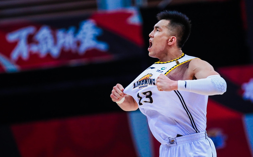 杨鸣|加时赛12秒内3失误,险将冠军送人,蒋兴权不忍直接发飙质问杨鸣