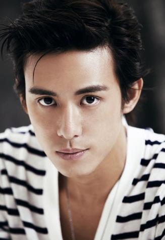 陈楚河|娱乐圈真正的“太子爷”，身份背景盖过向佐，王思聪都惹不起