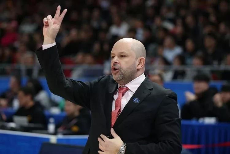 北京首钢队|天降喜讯！首钢正式签下得分机器，阵容豪华雅尼斯不夺冠就是失败