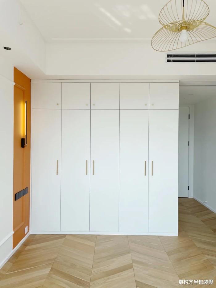 |白色的衣柜容易发黄？到底是不是真的