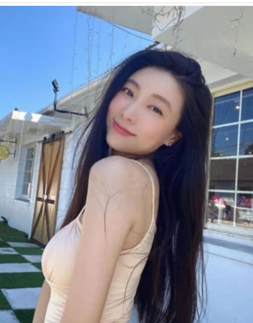 唐艺昕|学霸女神逆天美照 家人都让快上传