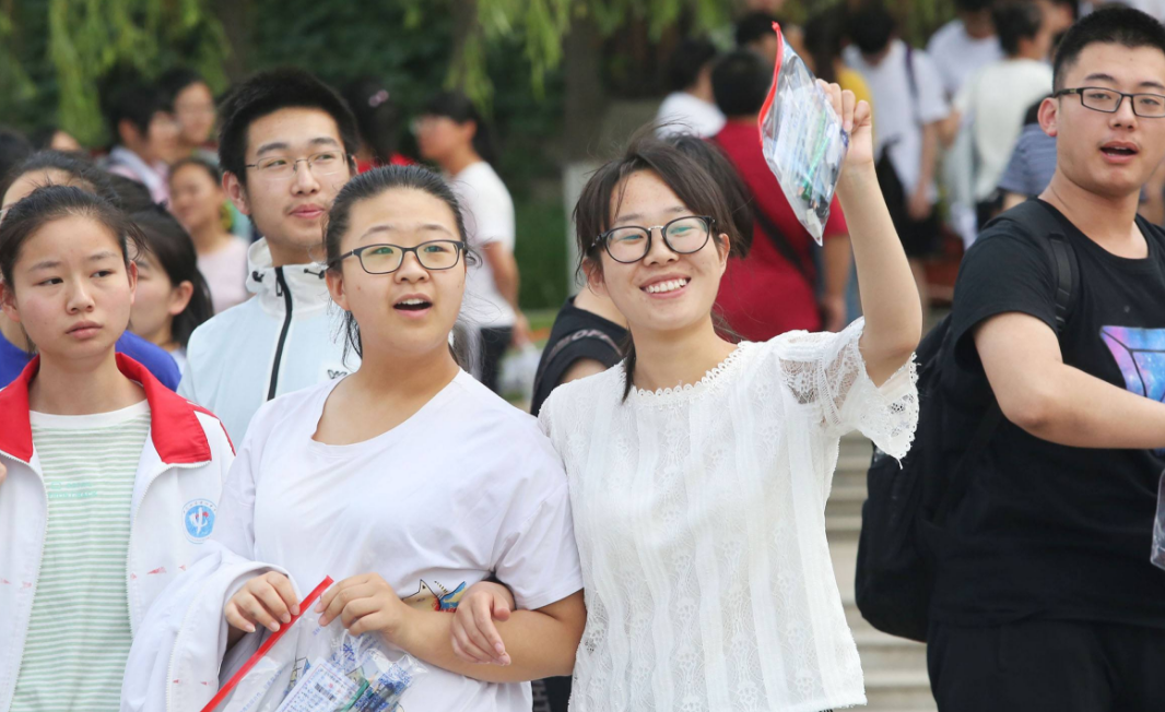 孙俪|经济条件一般的学生，大学不建议读这4个专业，费用高还难找工作