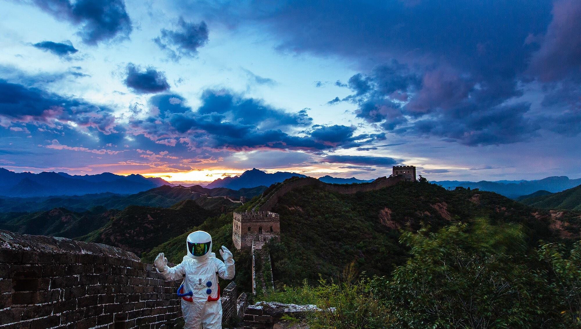 太空 贝佐斯邀82岁宇航员前女友上太空，弥补60年前遗憾，刷新年龄记录