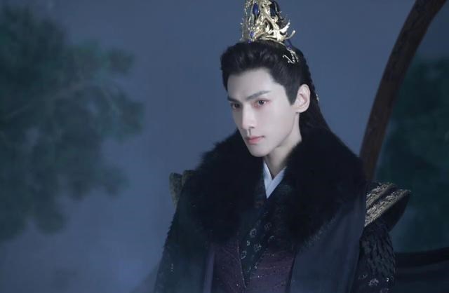 罗云熙|罗云熙又挑对新剧本了，不仅造型惊艳，人设美强惨，女主曾是模特