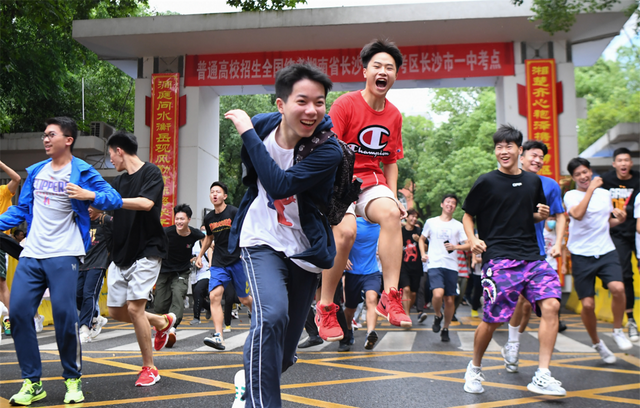 90后宝妈经验|继河南20万考生被提前录取后，河南再登热搜，不过这次是坏消息