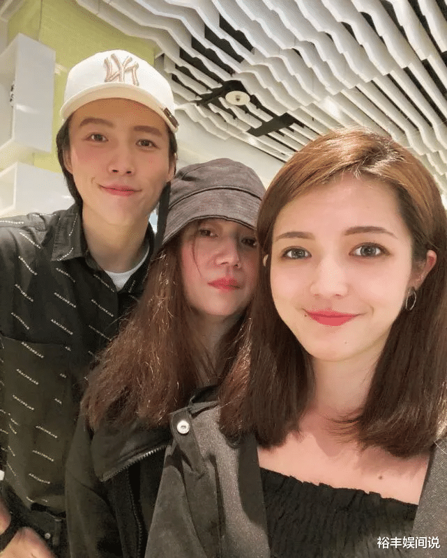 林瑞阳|曾哲贞为女儿庆30岁生日，近照优雅且文静，爸爸林瑞阳未有表示