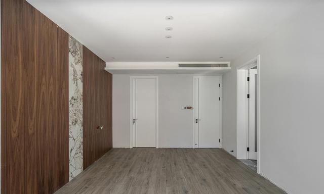 阳光房|255㎡三层底复式硬装现场，地下室封成阳光房，平层价格装出别墅范