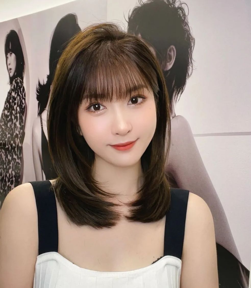 护肤品 最受欢迎的4种女发，时尚瘦脸高颜值，爱美女士都在剪