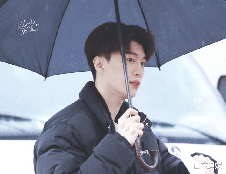 杨幂|剧版《曾少年》官宣，主演却不是杨幂张若昀，看颜值还没反应过来