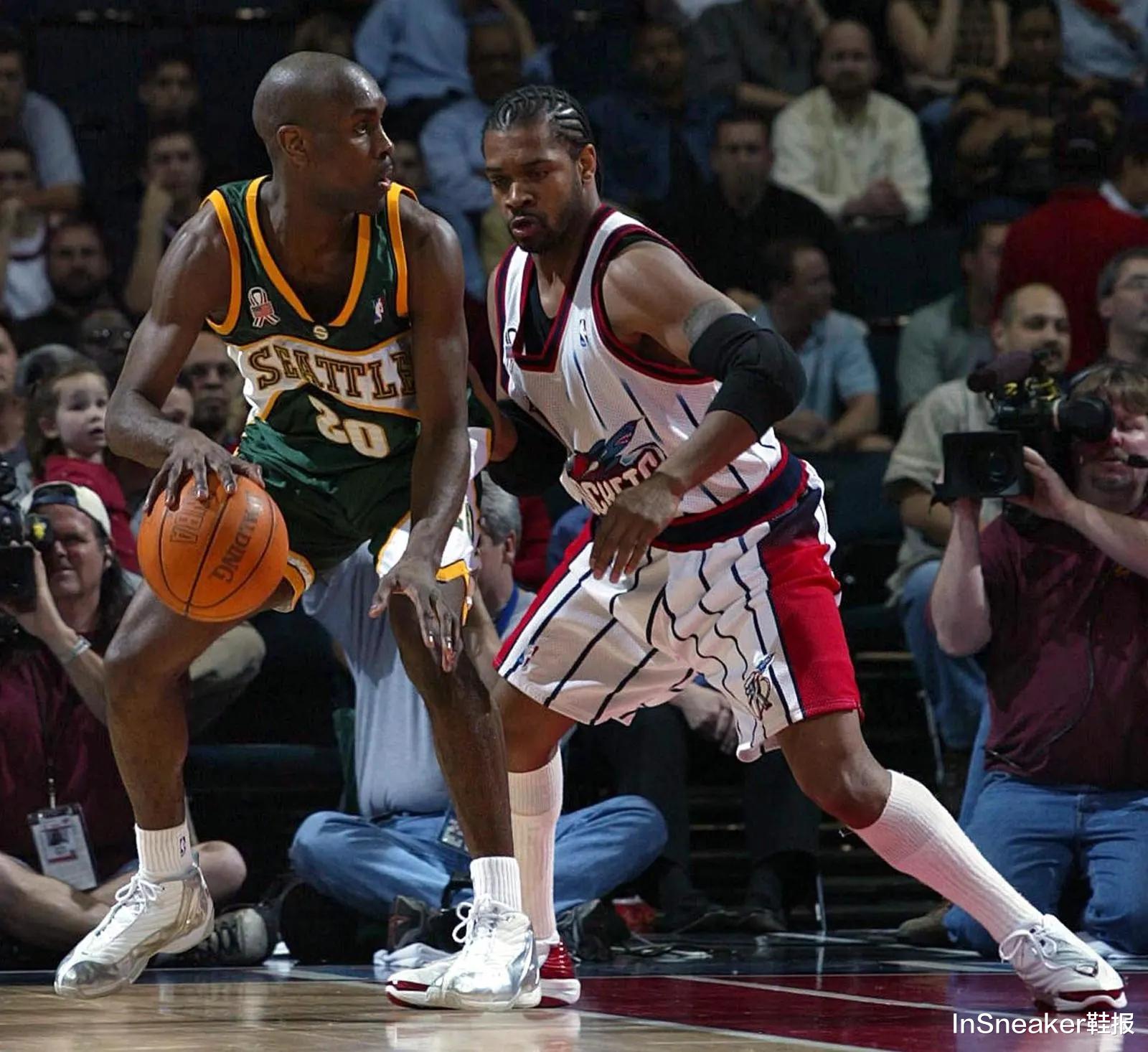 加里·佩顿|经典球鞋回顾-“手套”加里·佩顿职业生涯上脚20款战靴