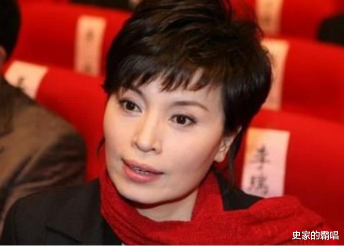 李瑞英|央视金牌主持人,得知儿子坠楼还照常播音,是冷血还是另有隐情?