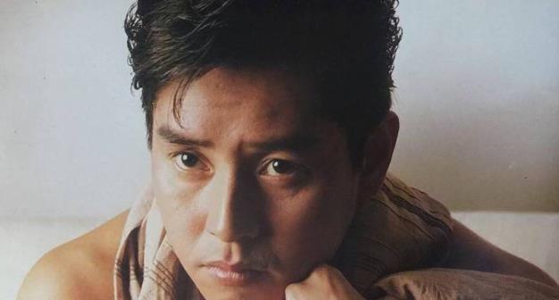 谭咏麟|71岁的谭咏麟晚节不保，“睡粉”事件再次升级