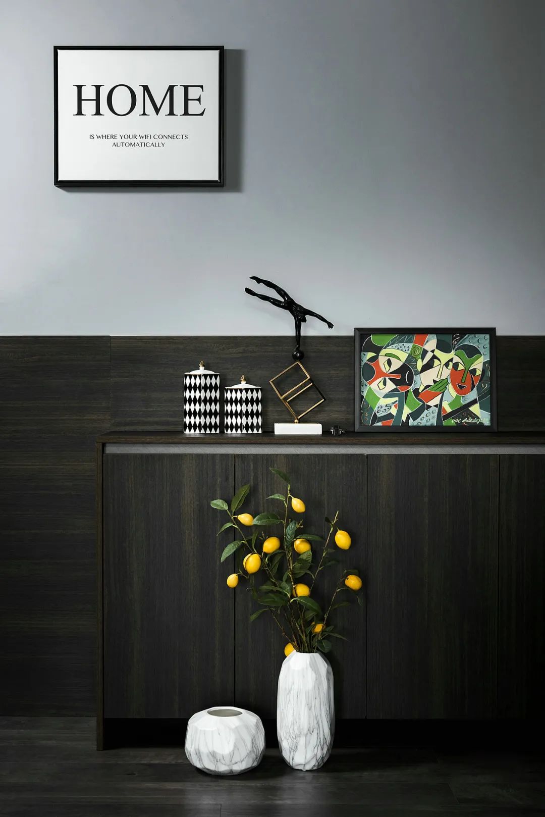 爱空间 66㎡黑暗系小轻奢:棱角分明的改造,这个家看着太爽了!